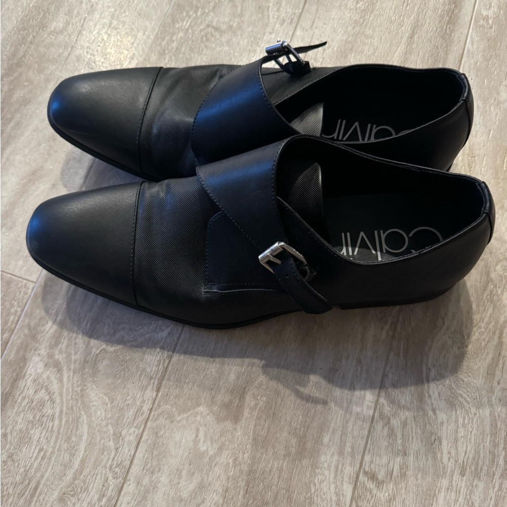 Calvin Klein Black Leather Oxfords with Glossy Finish - Picture 5 of 8